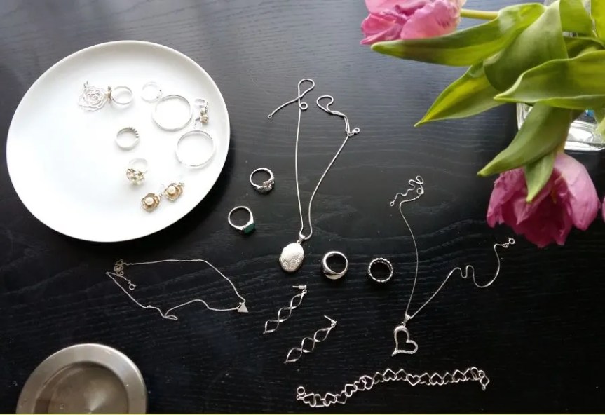 4 methods to clean silver&nbsp;jewelleries